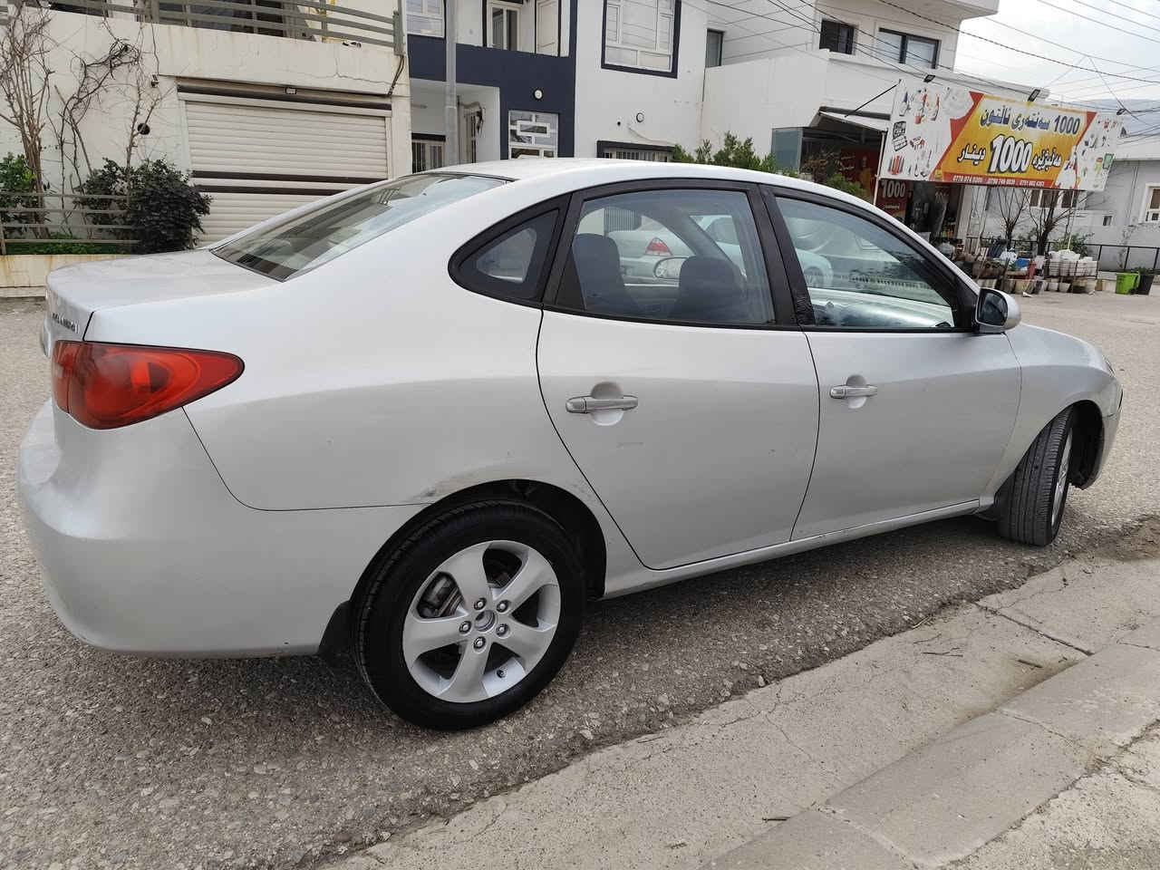 هۆندای النترا 2007 ساغی بەغداد بێ لێدراوی بێ دەعم ماڵی دۆستە مەسرەفی تیا نیە ماڵێکی بێ عەیبە گێڕو مەکینە بەشەرت چوار تایەی لۆکی بۆ بەستراوە شاشە ئایپاد دەکشن بەرز بۆ زانیاری نرخ  پەیوەندی بکە *********** لە دەربەندیخانم
