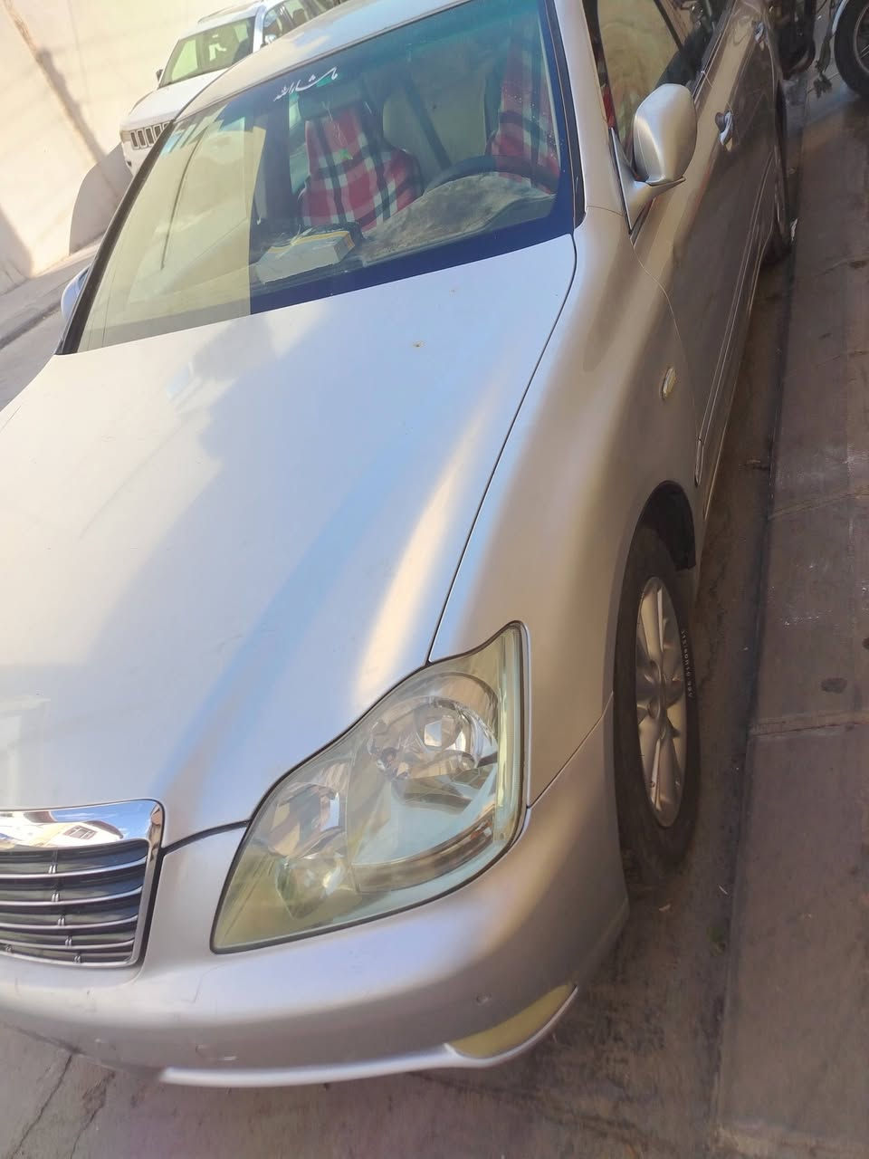 شاهینە بڕاوە ۲۰۰٦ 
۱٨۲ی بێ دوکەڵ
گێڕ و مەکینە بەشەرت
ناو ڕەساسی
دوودوگمە 
جوانکاری بۆ کراوە
بڕاوە بە تامی ساغ
شوێن سلێمانی 
نرخ ٤۲ گەڵا
***********
