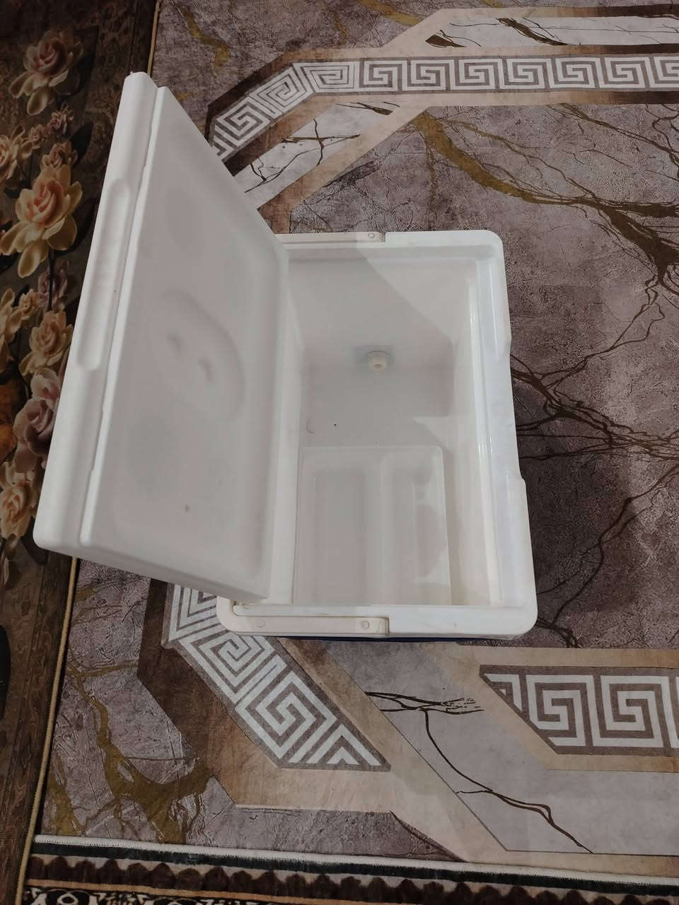 سلام عليكم ، سخان 50 لتر اصلي ايطالي سعرة ٧٥ الف + ترمز اصلي ب ٣٠ ألف للإستفسار راسلني او أتصل على هذا الرقم *********** ملاحظة الترمز غير مستخدم
