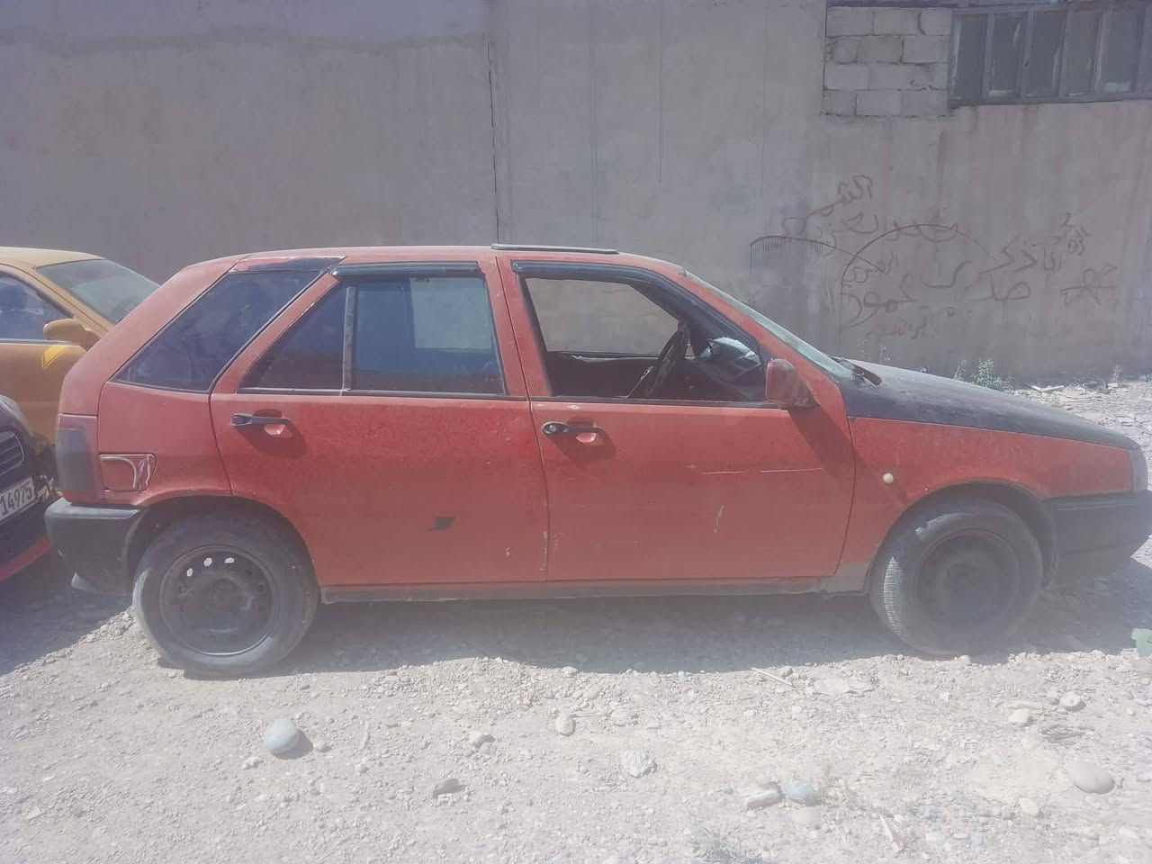 سيارة نوع فيات للبيع او مراوس 
موديل 2000
شرط الوكاله والتحويل 
السعر 7
شعندك سيارة مراوس نزلها


**إذا كنت صاحب هذا الإعلان وتريد حذفه لأي سبب، رجاءا أرسل رسالة إلى الدعم الفني**