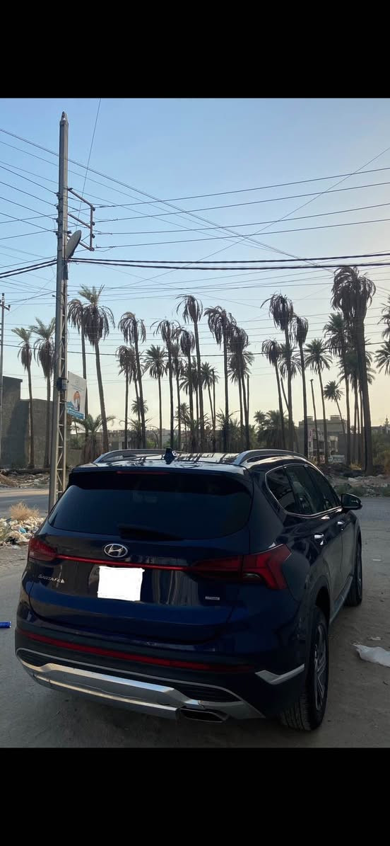 سنتافيا 2023  كفالة عامة وارد أمريكا
الممشى 27m ألف ميل فقط
مكفولة كفالة عامة من الصبغ والمعجون — نقطة مابيه
المحرك 2500

السيارة فول مواصفات 1/1
نقطة عمياء
رادارات أمامي، خلفي وجانبي
كاميرات 360 درجة
كشنات تدفئة وتبريد
تشغيل عن بعد
جنطة كهربائية
مثبت سرعة
أربع مودات قياده
دفع رباعي (فور ويل 4x4)
بردات تضليل بلادي خلفي

ومواصفاتها كثيرة، غنيّة عن التعريف

الحادث: من أمريكا فقط، الجاملغ الخلفي بيه خدوش بسيطة 

مكان السياره :بغداد دوره
السعر : ٢٣٠وبي مجال

رقم صـــاحب سيارة:*********** Gajabapura, Colombo
