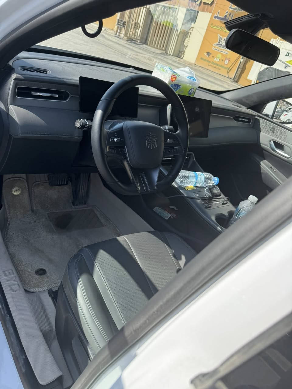 كن بلاس 2025 مكفولة من اي شخط ماشية 15 الف شادلهة ويالة جدد مبدل الحديد وشاد سبيسرات وكاعيات حوضية اصلية ومنزل برامجها جاهزة السيارة اي نقص ماكو  السعر قفل 18 مليون قفل 
بغداد السيدية ***********
