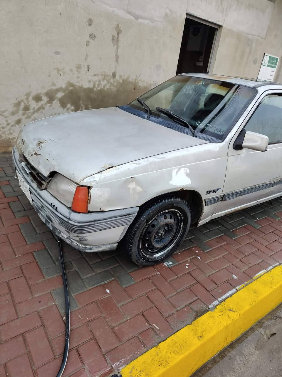 للبيع كاديت حجم 16 كابون بانزين رقم الماني السعر 20 وبيها مجال ***********
