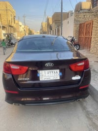 سلام وعليكم سياره كيه اوكتيمه موديل 2015 سياره جاهزه اي نقص مابيهه كير...