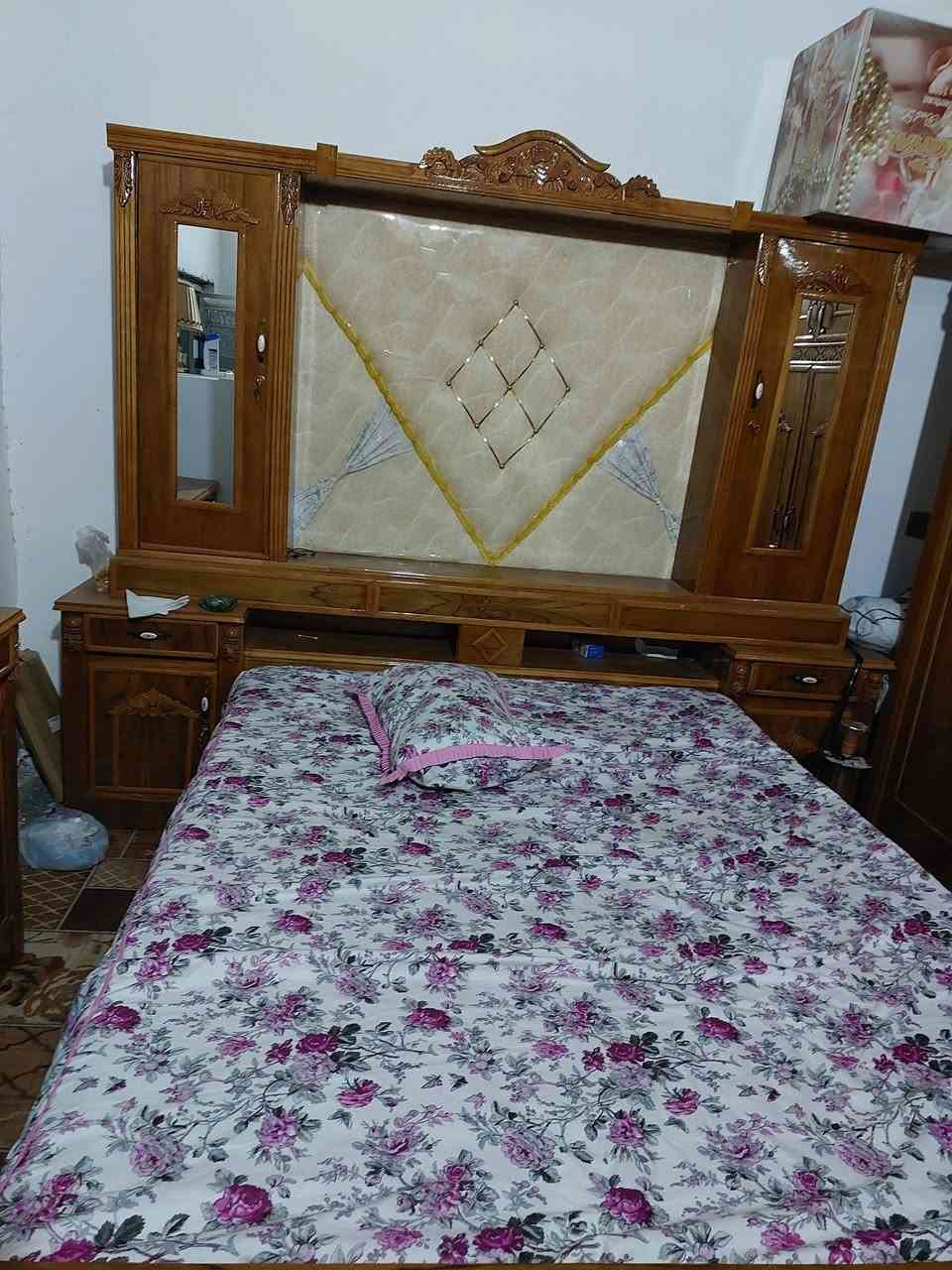 السلام عليكم  غرفه نجاره صاج استخدام اشهر للبيع  للتواصل عله هذا الرقم***********
