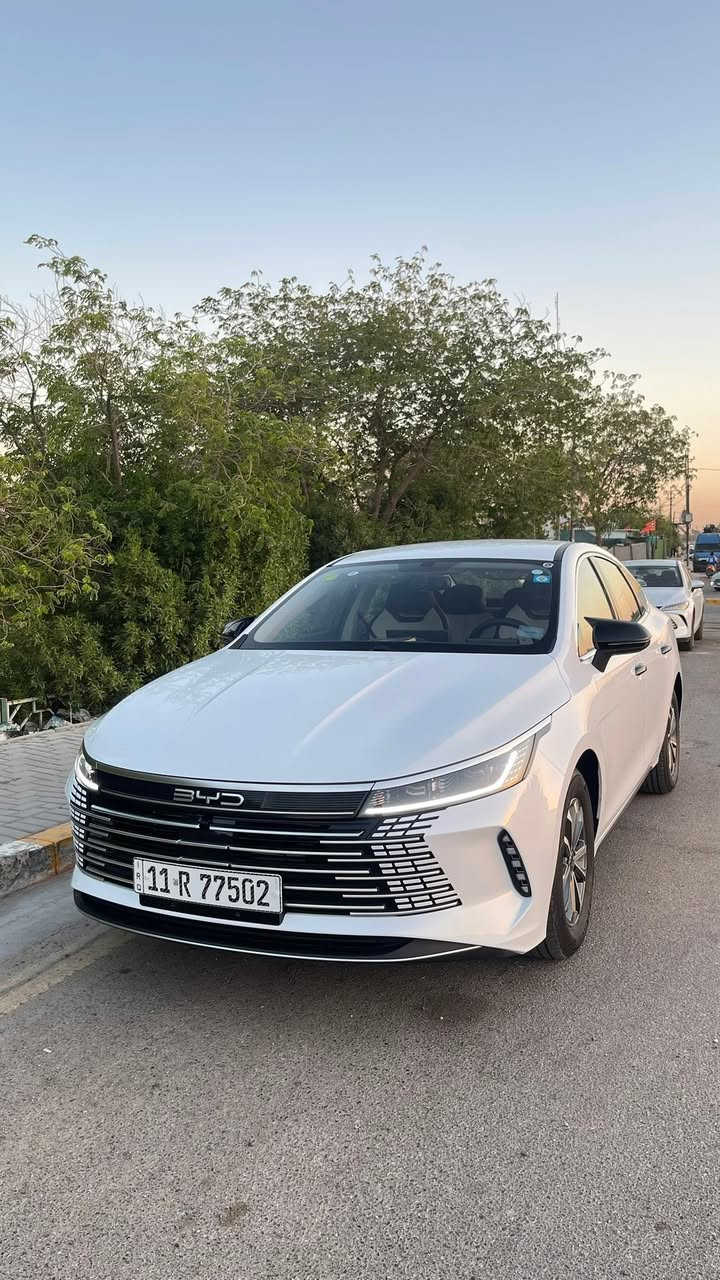 BYD  دستروير 
ماشيه 3 الاف كفاله عامه
بغداد - شعله - ***********
