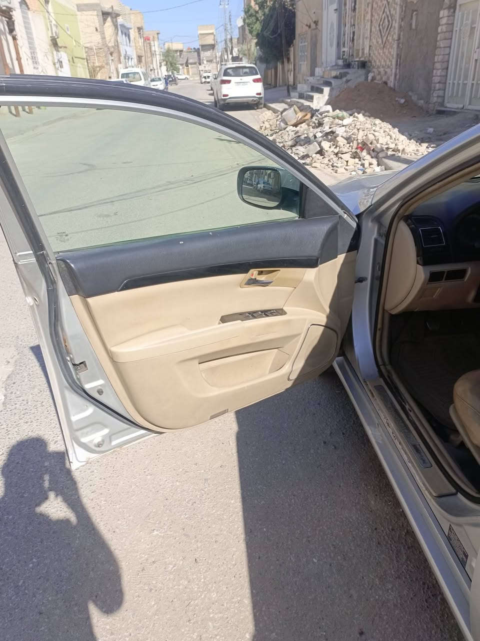 السلام عليكم ، EC8 للبيع
مكينة كامري 2400 

كير عادي 

كير ومكينة مكفولات 

تبريد ثلج مبدل منظومة تبريد كاملة جديدة 

حدادية جديدة 

السيارة مصبوغة حزام بدون حادث شاصي مكفول وتكم مكفولات 

مشروع وطني السنوية لحد 2028 

السيارة جاهزة من كلشي كهربائيات ومكينة وكير وتبريد وحدادية برغي ما ناقصها 

السعر 60 

مكاني نجف 

***********
