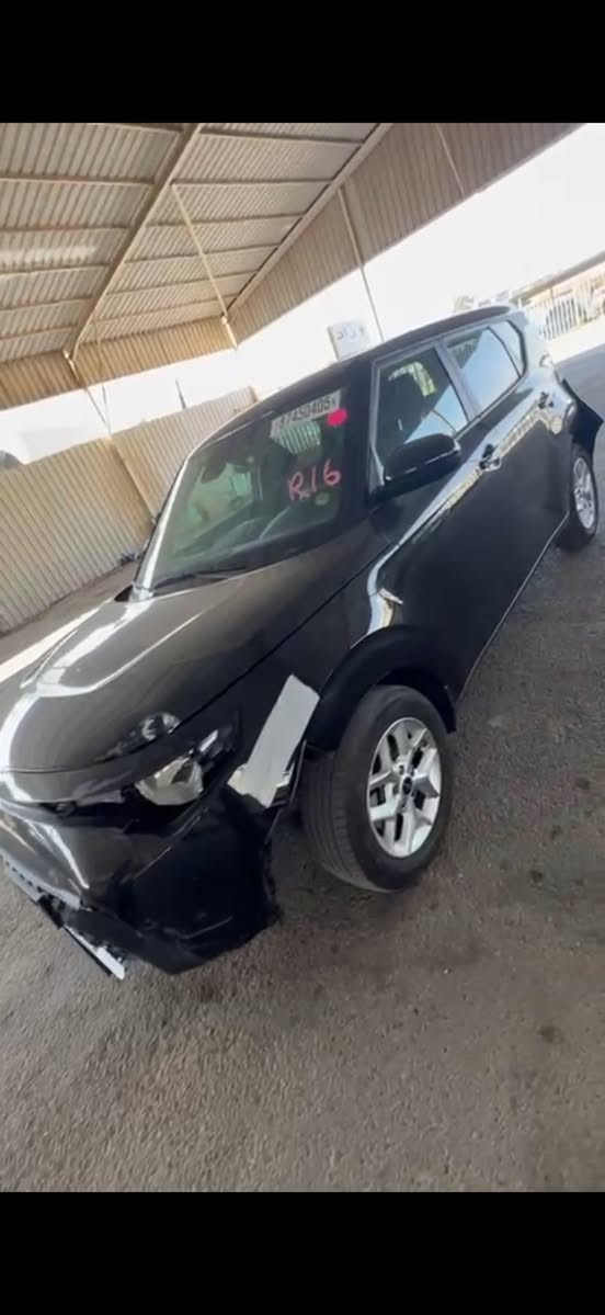 كيا صول وارد امريكي موديل 2024 محرك 2000 دوش ماشيه 8.000 الف موصفات فول عده الفتحه بصمه وشاشه جبيرة  كرسي كهرباء رادارات امامي خلفي وبل مري نضام سبورت توقف ذاتي تشغيل عن بعد تحديد مسار موصفات كلش حلوه بيه 
السيارة بدون دواخل كفاله عامة من الصبغ والتبديل حته الحدادية
بدون ايرباك  
التواصل والاستفسار *********** 
 ملاحضه سياره حاليا ب عمان تريده حره او شهداء 5 ايام وتوصلك لبغداد بعد الاتفاق
مكاني بغداد الحبيبية
