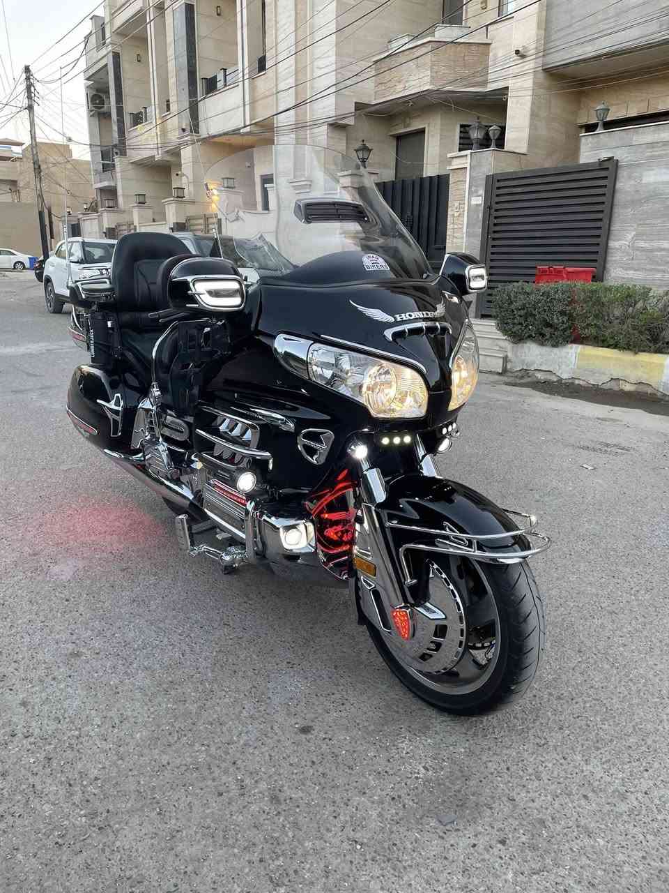 سلام عليكم
دراجه كولدن 
مديل 2006
لون اسود 
دراجت بدون رقم 
دراجه اني مستورده ع ايدي قبل سنه 
دراجه تخم تاير جديد قبل شهر شاده 
دراجه سستتم كامل 
دراجه كلين بدون حادث 
سعره شويه غاليه حق الستتم عليه شاري اتصل 

غير متواصل ع فيس 
شراي ودور جديد ونضيف اتصل ***********
