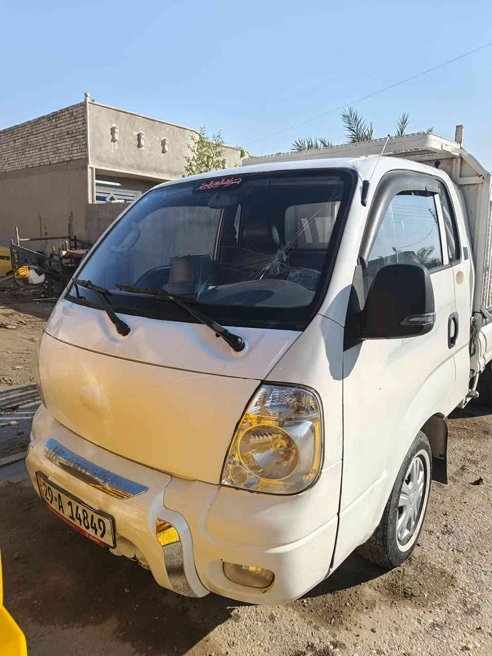 السلام عليكم كيا حمل موديل 12 مكينه 2700 رقم ماستر انجليزي سياره نظيفه جديده سعر 95 بها مجال قليل*********** اتصل على هذا الرقم
