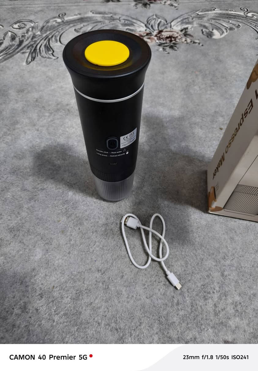 السلام عليكم
للبيع 

الة صنع القهوة الاسبرسو الشحن

قهوة باردة قهوة ساخنة 

جديدة وذني الملحقات الوياها جايات 

كاملة تستقبل كبسوله زغيره وكبسوله جبيرة وبودرة


**إذا كنت صاحب هذا الإعلان وتريد حذفه لأي سبب، رجاءا أرسل رسالة إلى الدعم الفني**