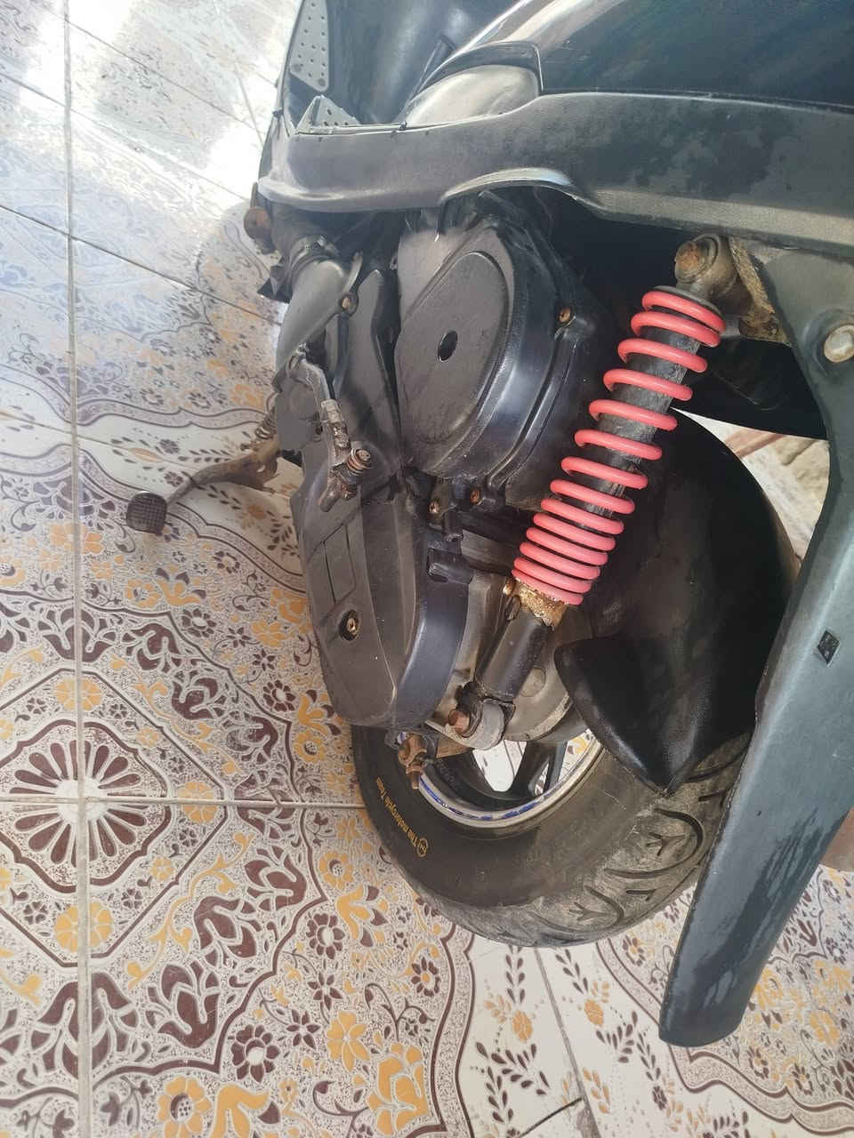 ماكس عدله البيع 49 سلف هندر لايت بكلايت بس الشاير مايشتغلن كلوبات يرادلهه نهضتهه موكلش قويه مشيهه معدل 
السعر 600وبيهه مجال البصره قضه القرنه ***********
