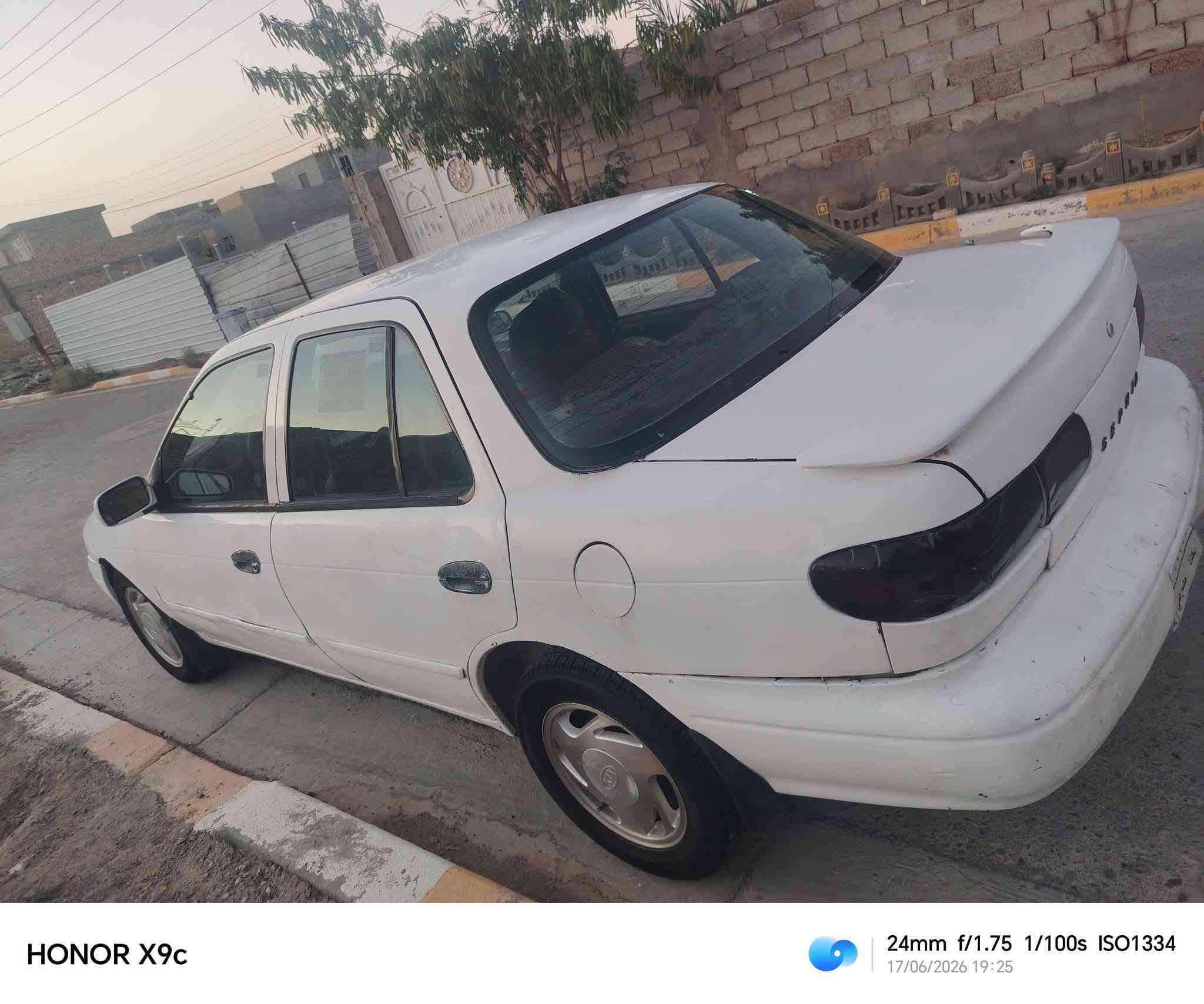 سلام عليكم ...كيا سيفيا 96 بغداد مشروع وطني تحويل مباشر مكينة خير من الله ما مفتوحه كير عادي تمام باتري تايرات جديد السعر 21 وبيه مجال مامتواجد على فيسبوك مكان بغداد التاجي اتصال ***********
