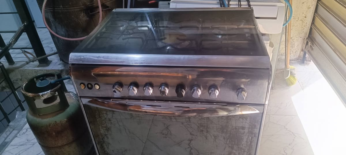 طباخ يونفيرسل مصري القديم قياس 50*80 سم أنضف من الصور متاح كركوك حي الزوراء قرب تقاطع الجمعية دوميز 
*********** السعر 225 بي مجال
