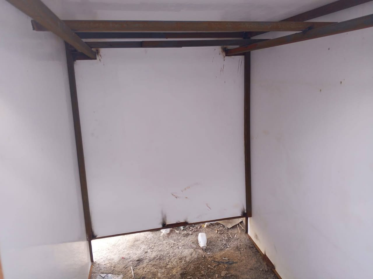 سلام عليكم كرفان تفصال مال ستوته تعال وكعد تفصال جديد كرفان مال واحد على باب الله سعر 200وبي مجال قليل مكان بصره ابو الخصيب ***********
