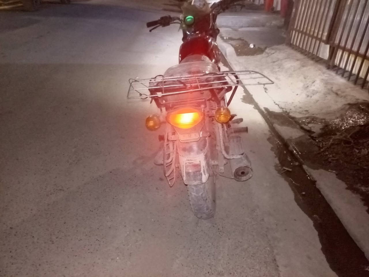 سلام عليكم 

للبيع موديل 20 اوراق أصولي 

اكتب سعرك اريد اتخلص منها ماعرف بيهن

***********
