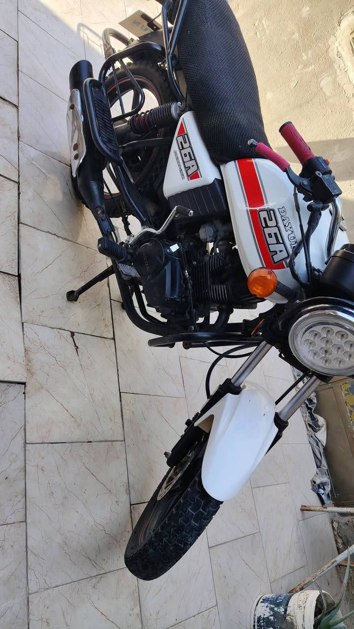 ديوان موديل، 21نضيفه دراجه مامفتوحه لاتبخير ولاتنقيص مكينه 200الون احمر شرط كهربايته كله شغاله المكان ناصريه قضاء الدوايه الشراي يتصل ***********او يجي خاص
