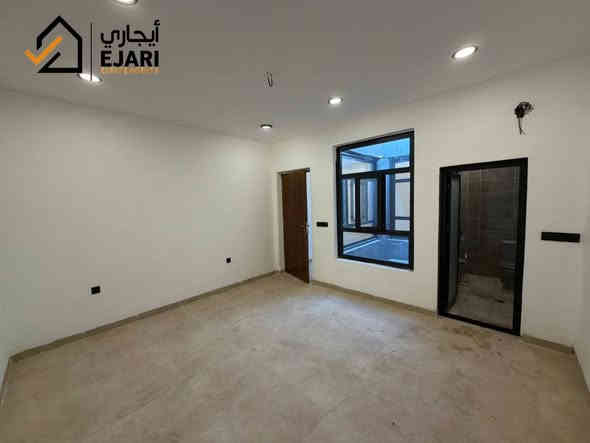 اعلان ايجار 
Ejari  إيجاري 
يوجد وحده سكنيه في منطقه حي الخضراء قرب العامريه طابق اول فوك الارضي مستقل مساحه ١٥٠ متر بناء حديث غير مسكون 
تحتوي غرفتين نوم +صاله +مطبخ +حمام عدد2 +مخزن 
للاستفسار ***********
اذا مهتم بالسعر اكتب رقم 4  سوف يتم الرد عل الخاص 
نقدم خدمه  اداره العقارات جميع مناطق بغداد في حاله انك مشغول او امسافر وماعندك وكت اتابع البنايه او اي عقار يمنه الحل ايجاري بديل 
يلبي طلبك وانت مكانك بطرق حديثه 

او زيارتنا الى موقع الشركه في حي الجامعه الفرع مقابيل كليه الاداره والاقتصاد فرع مدرسه المباهج👇
 https://maps.app.goo.gl/uwkk4QPYd5EgivjP8?g_st=iw

 للمزيد من العروض يمكنكم الانضمام قناه التلكرام👇
https://t.me/omarEjari

وتساب 👇 فقط رسائل 
https://iwtsp.com/9647710000680

 التيك توك 👇
https://www.tiktok.com/@ejari86?_t=8V089pzmx7t&_r=1

 قناة  YouTube 👇

https://youtube.com/channel/UCPxpJjtiuOb1RoTmh_X9cZQ

#iraq #baghdad #kurdistan #iraqi #تجاري #property #investment #openhouse
#propertyinvestment #luxurylifestyle #apartment #sold #rent #apartments
#عقارات_المنصور #للايجار #ايجار #مجمعات #شقق #إيجاري #الجامعه #القادسيه #الجادريه #اليرموك #الداوودي #تجاري  #الداوودي #كراده #الجادريه #بغداد
