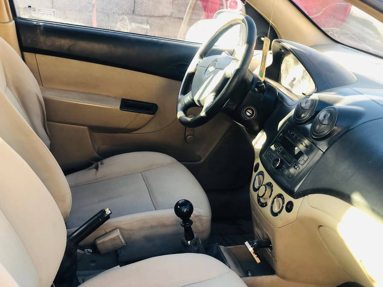 افيو 2009 للبيع 

قير عادي 

محرك شرط 
رقم صدامي


**إذا كنت صاحب هذا الإعلان وتريد حذفه لأي سبب، رجاءا أرسل رسالة إلى الدعم الفني**