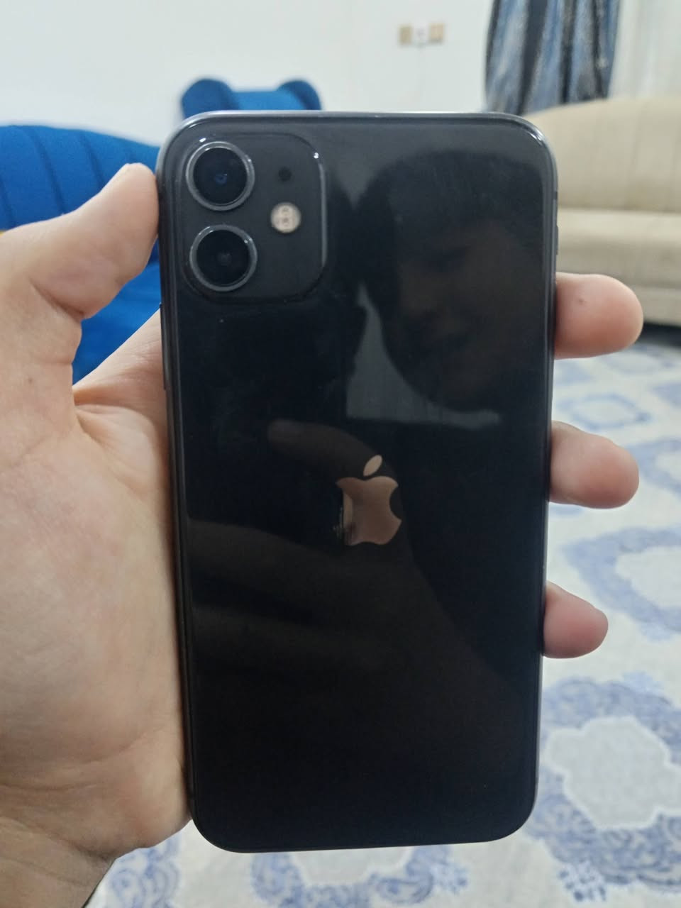 السلام عليكم  ايفون 11  عاد  شريحه واحده ذاكره64 كامره كلش حلوه  الجهاز نضيف  السعر 250بي مجال شي قليل   الرقم  ***********
