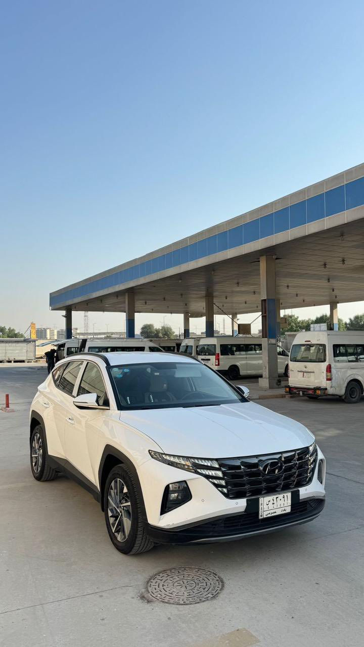 سلام عليكم
للبيع فقط 
وبسعر مناسب 
توكسان 2023 خليجي 
ماشيه 47 
بدون صبغ بدون تبديل
مواصفات عدا بنوراما 
عداد دجتل 
دبل كرسي كهرباء 
شاحن واير ليس 
هندبريك بصمه 
بصمة 
وباقي مواصفات المعروفه 
سعر السيارة 200 بيها مجال بسيط جداً
اي استفسار 
***********
مكان السياره بغداد معارض البياع
