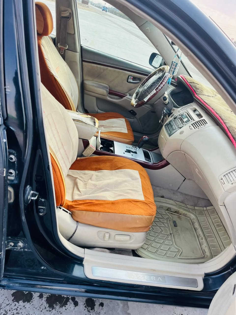 السلام عليكم ازيره 2006 /محرك 6/محرك وكير مكفولات تخم تاير صدر جديد تبريد فتحه سقف كهربيات كامله مصبوغه عام جماليه مكفوله من ضربه المكان واسط الصويره السعر 65 لاستفسار : ***********
