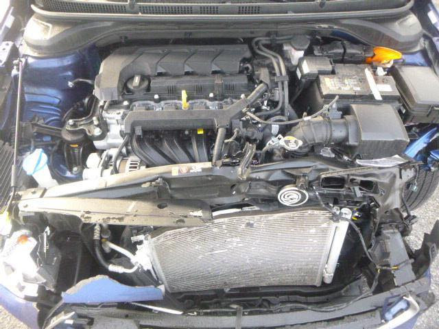 سلام عليكم للبيع فقط 
اكسنت موديل 2021
مواصفات عاديه 
حادث فقط بنيد 
مكان السيارة الكاظمية 
الاستفسار:***********
