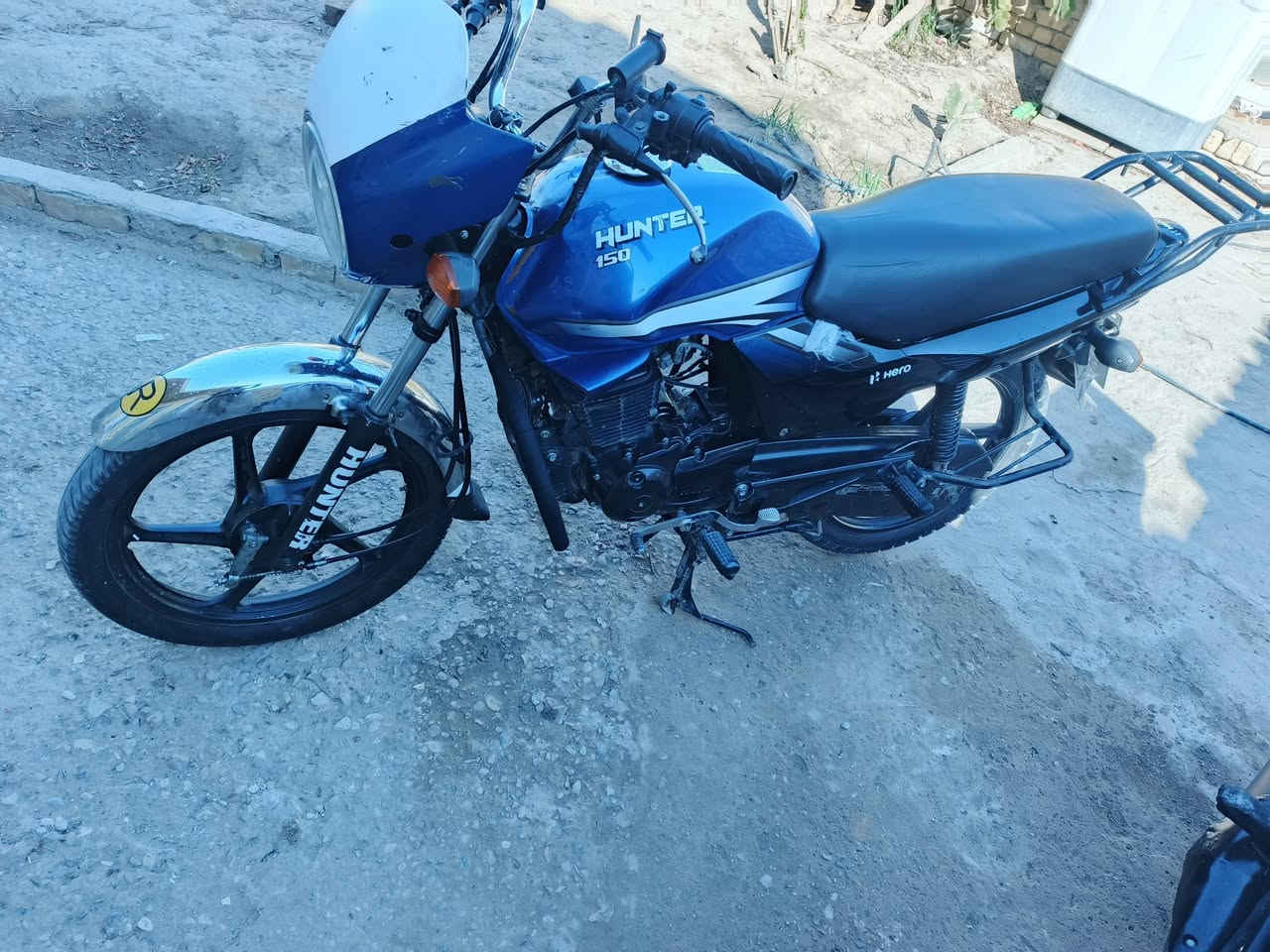 سلام عليكم هيرو موديل 20 مكفوله للبيع دراجه جاهزة وخير من الله السعر  مليون و 150  وشراي يدلل *********** مكاني كوت
