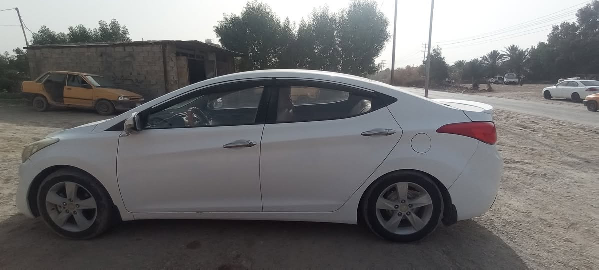 سلام عليكم إلنترا موديل 13 خليجي قادسيه مكفوله ماعدا جاملغ ال سايق بيه صبغ قليل تبريد تدفىه شغال مكينه 1600 جديده حداديه مكفوله تخم تايرات جدد دوشمه جديده سنويه مجدده ل 27ستوها بسمي السياره اداورلك ثاني يوم كامرا مكفوله بمعنى الكلمه حلوه السياره سياره مال جناي يشهد الله السعر 112وبيه مجال تعال كلب وبيك خير وادلل الديوانيه السدير موبايل ***********
