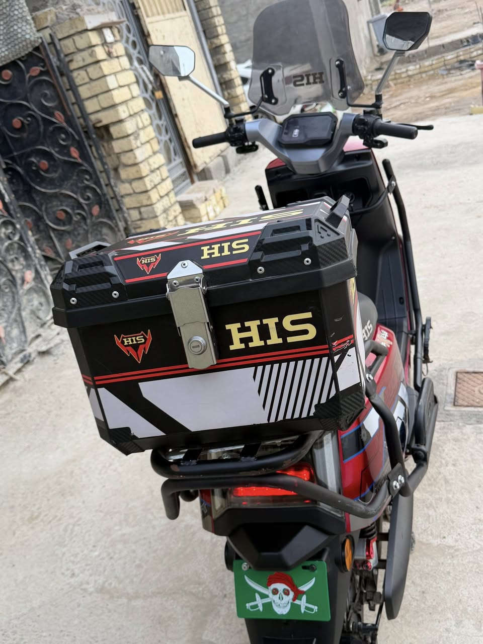 دراجةشحن صاعقة
سعر ٩٠٠ الف 
***********
