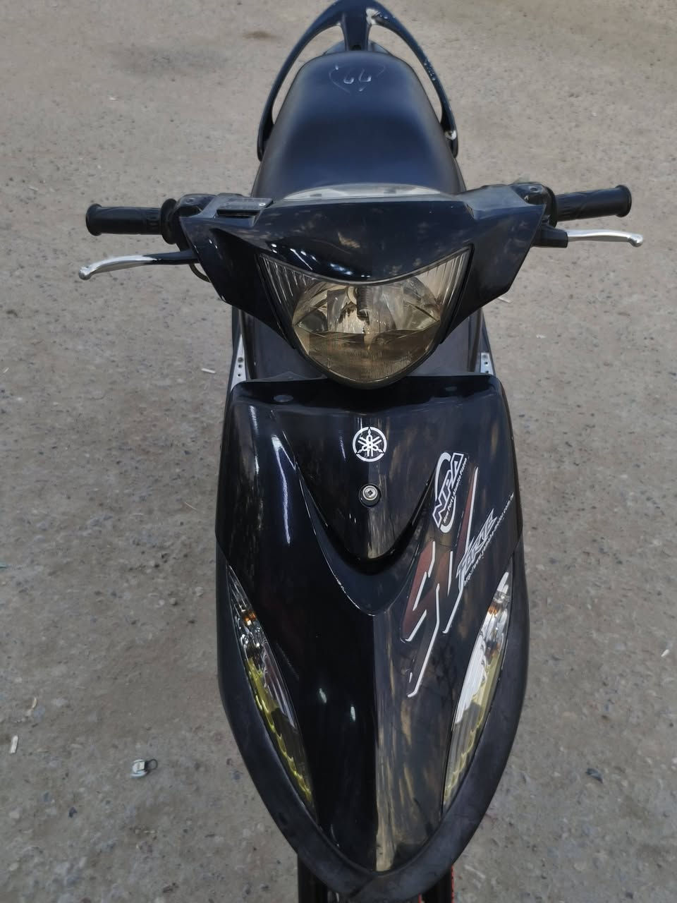 سلام عليكم الدراجه بلاديه كلشي مابيهه مكينه ناعمه الدراجه ما مفتوحه ولا مبوشه بحالت الوكاله كلشي شغال الكهربائيات گلهن شغالات +  صالنصه بلاد  بوشه 49  ا السعر مليون و١٠٠  وبيهه مجال قليل جيب 10 فيتريه وتعال افحص اذا بيهه شي مكاني البصره  قضاء الدير شرط تفحص يلا تاخذ  هاذ رقمي للستفسار  ***********
