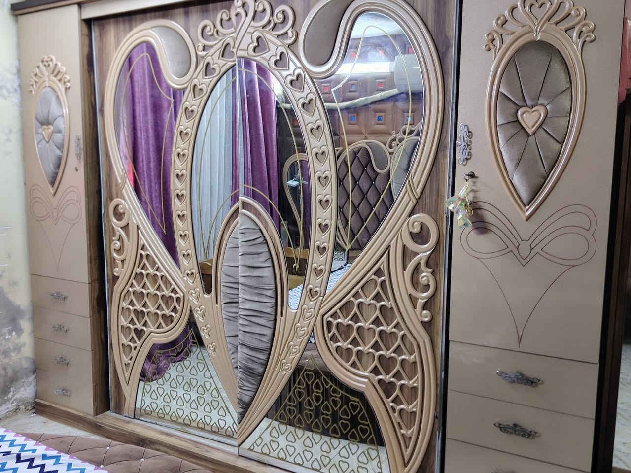 غرفة تركية ٨قطع السعر ٨٠٠ ***********
