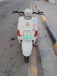 ماكس بواليسي • دواخل كريمي • لون حليبي