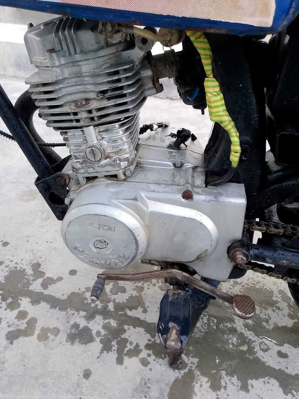 سلام عليكم دراجه يراني لبيع ادوات بكاني بصره ابو الخصيب 250 وبيهه مجال ***********
