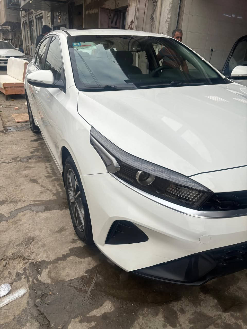 السلام عليكم
اخوتي 
سيارة كيا سيراتو 
مكينة 1600 cc
دوش
كير ate
ماشية140000
تبريد قطعطين 
وشمة 
ارضيات كشن
فول ‎%‎ما عدة بصمة 
فتحة اشاير لد نهاري
شاشة ايباد بلادي
داش كام  امامي خلفي
ملاحضة بية 3رصعات حالوب 

سعر 160 
***********
ابو اسعد
