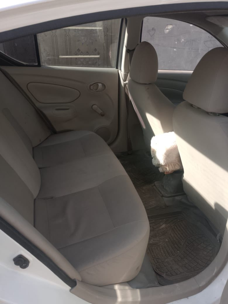 السلام عليكم 
نيسان صني هندي موديل 2019رقم بغداد أنكليزي باسمي بيها جاملغ وباب جهه الصدر صبغ بدون ضربه بدون معجون اثر شخط وانصبغن وبيها بارد بالجاملغ الأمامي جهه السايق والباقي كفاله عامه مكينه وكير صدر امامي خلفي جديد تخم تاير تبريد تتدفئه شغالات كهربائياتها شغاله السعر 110وبيها مجال حك الجيه عنوان بغداد اليوسفية الاستفتار على الرقم بي واتساب ***********
