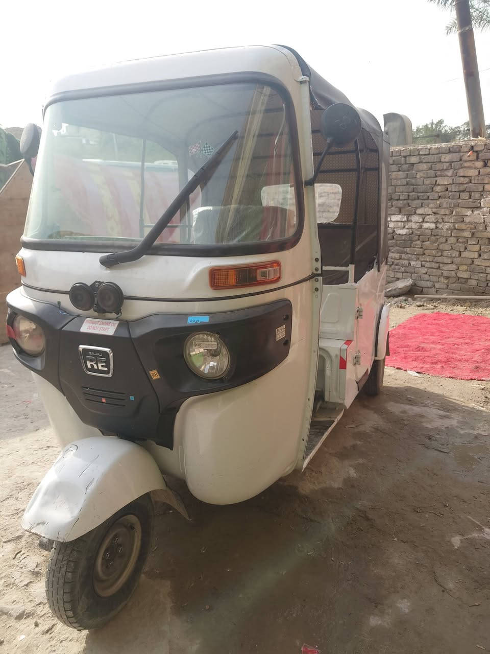 السلام عليكم 22 شهر 11 رقم وسنويه كربلاء عنواني بغداد حيور الشراي يتصل *********** السعر 7600
