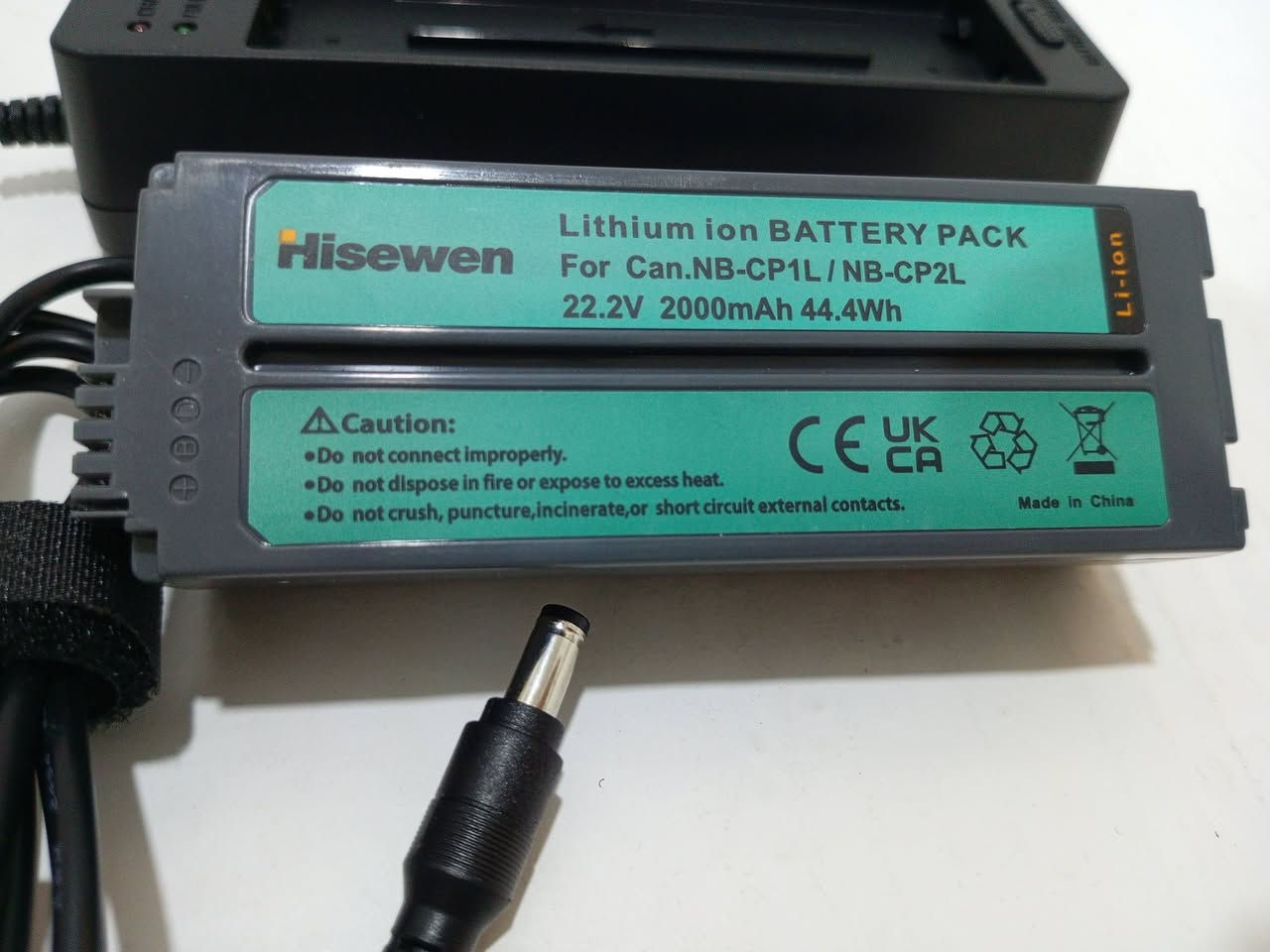 متوفر الآن 🌹 

بطارية Canon NB-CPLH مع الشاحن لطابعات SELPHY CP -

مخصصه لطابعات الصور
 (نوع NB-CP2L/NB-CP1L) يرهم على سلسلة طابعات Canon Selphy CP (كانون سيلفي).

هاي قائمة بالموديلات إلي تشتغل عليها بشكل مباشر: 👇

الموديلات الحديثة والأكثر شيوعاً:

Canon Selphy CP1500

Canon Selphy CP1300

Canon Selphy CP1200

Canon Selphy CP1000

Canon Selphy CP910

Canon Selphy CP900

الموديلات الأقدم:

CP800, CP790, CP780, CP770

CP730, CP710

CP600, CP510

CP400, CP330, CP300

CP220, CP200, CP100


**إذا كنت صاحب هذا الإعلان وتريد حذفه لأي سبب، رجاءا أرسل رسالة إلى الدعم الفني**