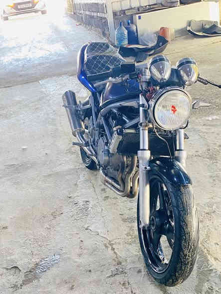 سلام عليكم 
بطح سازوكي  لون مميز 
مكفوله من كلشي  مكينه بضمان انطيهه 
ونصبتهه اتخوف كدامك 
مكان ديالئ  سعر 13 قابل للتفاوض 
او مراوس بوكسر مرقم لغراض عمل 
*********** واتساب او خاص
