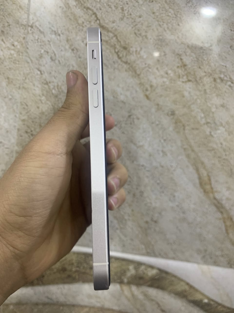 السلام عليكم اكس ار محور 16 ذاكره 64 دبل سيم  لجهاز مبدل فقط باتري اصلي يقرا 100 شرط قطاره شحن. كامرات شرط رقم واحد فيس ايدي شغال لجهاز اي خلل مابي شرط لفحص سعر 180 رقم *********** اسيا ***********
