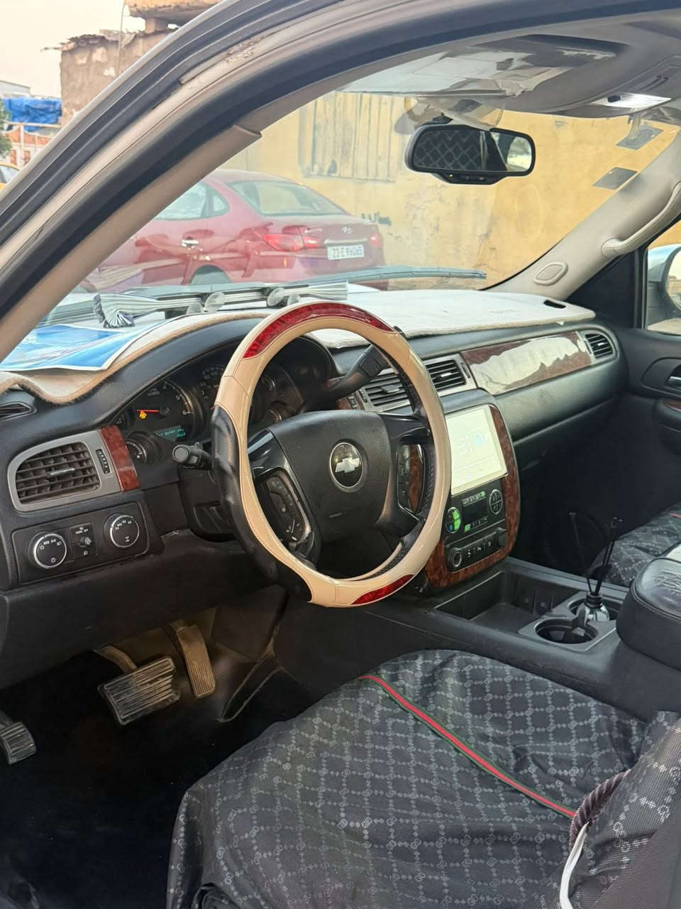 السلام عليكم للبيع سفر ليت تاهو مديل 2009 خليجي فول مواصفات داخل اسود LTZ كفاله ضربه تبديل صبغ بس حاشيت البيبان من جوه جوه التريشه صبغ كد خمس اصابع اثر زنجار وصبغ يم السبايدر بل قماره بل حاشيه قليل اثر زنجار جاهزه مكينه كير حداده تخم تاير جديد ستوه شاده حداداه قبل شهر نافضه كله مكينه 5200 8 سلندر فور ويل مواصفاته فتحه كشنات جلد حساس خلفي كامره شاشه جبيره تحكم ستيرن تثبيت سرعه كلش هواي بيه مواصفاه رقم بغداد بسمي رقم جديد سنويه جديده هزه جديده السعر 215 اوبيه مجال عنواني بصره حي الحسين هـ *********** 
***********
