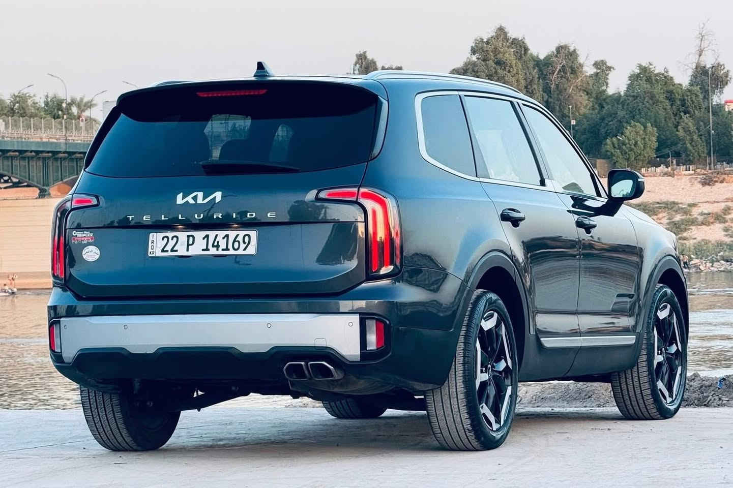 السلام عليكم
كيا تلورايد 2023 EX فول مواصفات رقم اربيل وكالة او تحويل مضمون حادثهه والسونار مرفق مع الصور 

المواصفات : بصمة / فتحة / جلد قيسي / كراسي كهرباء / تدفئة وتبريد كشنات / ٧ راكب / ٣ قطع تبريد / جنطة كهرباء / شاحن وايرليس / مود درايف / تشغيل عن بعد / حساسات خلفية / هندبريك بصمة / لايت LED امامي وخلفي / كراسي منفصل / نظام ترحيب / اشاير مري / مري شفط / اطفاء ذاتي / شاشة كبيرة نفكيشن / تبريد مركزي / رادار جانبي / رادار امامي / مانع انزلاق / محرك ٦ سلندر 

مكاني الكاظمية 

للتواصل والاستفسار : 

***********
