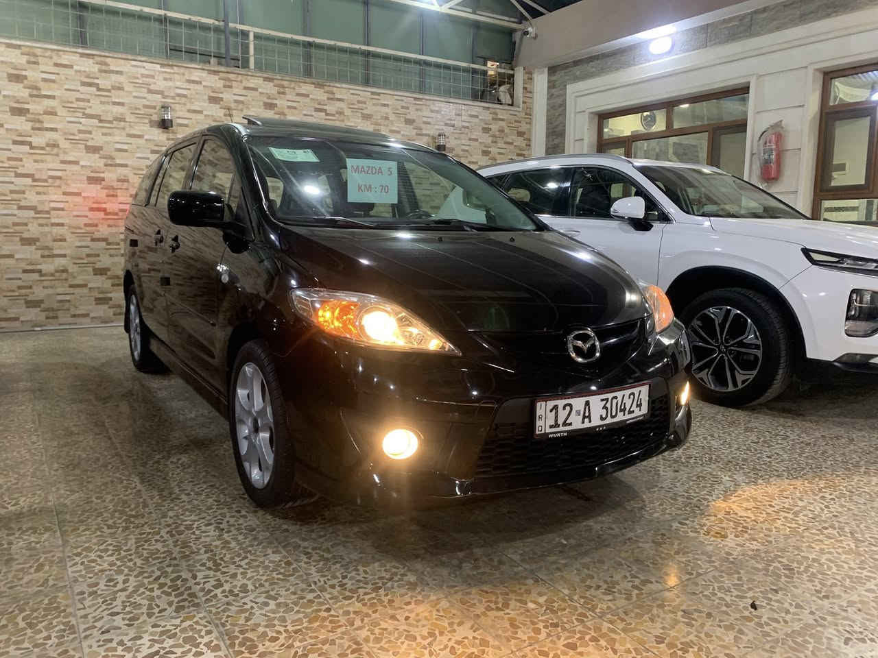 🟡^بـســم الــلّــه مــاشـــاء الــلّــه ^
🔹النوع :  مازدا   5✅ 
 
🔹الفئة  :  5⚡ 
بلد الصنع :اليابان وارد

🔹اللـون :  اسود ملكي
🔹عددٍ المقاعد: 7راكب كشن منفصل Vip
🔹 Clean: لاتوجد عيوب ✅
🔹سـنة الصـنع  : 2009  
🔹تكييف :  مكيفه ❄️ 
🔹قوة المحرك : 20 
🔹الحـالة : مُمتَــٰـازَة جدا  ✅ 
🔹نظيفــة جــدآ درجـة أولـى 
🔹المسـافة المقطـوعة : 70 ألف
🔹نـاقل الحـركة : أوتوماتيكي 
🔹نـوع الوقـود : بنزين

مواصفات السيارة
كير اوتوماتيك …تحكمات  جهتين 
نوافذ ومرايات كهربائية
ويل كب
نظام Eco اقتصادي 
فتحة سقف سلايد رووف
مقاعد 7 راكب سياحي Vip
تبريد تدفئة شاشة
عداد الكيلومترات 70 الف  حقيقي 
رقم نينوى انكليزي 
كابون بانزين تحويل مباشر
السيارة عائلية بعدها بحالة الوكالة جديدة خام  على وضع الشركة ابيعها كفالة عامة 
السعر النهائي 100 للاستفسار ***********

