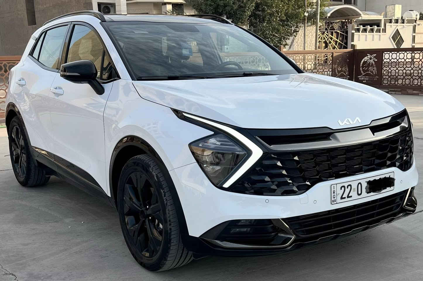 السلام عليكم كيا سبورتاج بلاك اديشن– موديل 2025 – رقم أربيل
بانوراما
فول موصفاات
ماشيه 11 الف  فقط
المواصفات:
كفاله عامه
فتحة سقف بانوراما كهرباء
شاشة كبيرة + Apple CarPlay / Android Auto
كاميرات 
السنويه جديده تنتهي 2029
حساسات أمامية وخلفية
رادار 
مثبت سرعة ذكي
بصمة تشغيل ودخول
فرش جلد
مقاعد كهرباء
تكييف ديچيتال
مرايات كهرباء وضم
إضاءة LED
السعر 255 بيه مجال قليل 
مكان السياره الرمادي 
***********
***********
