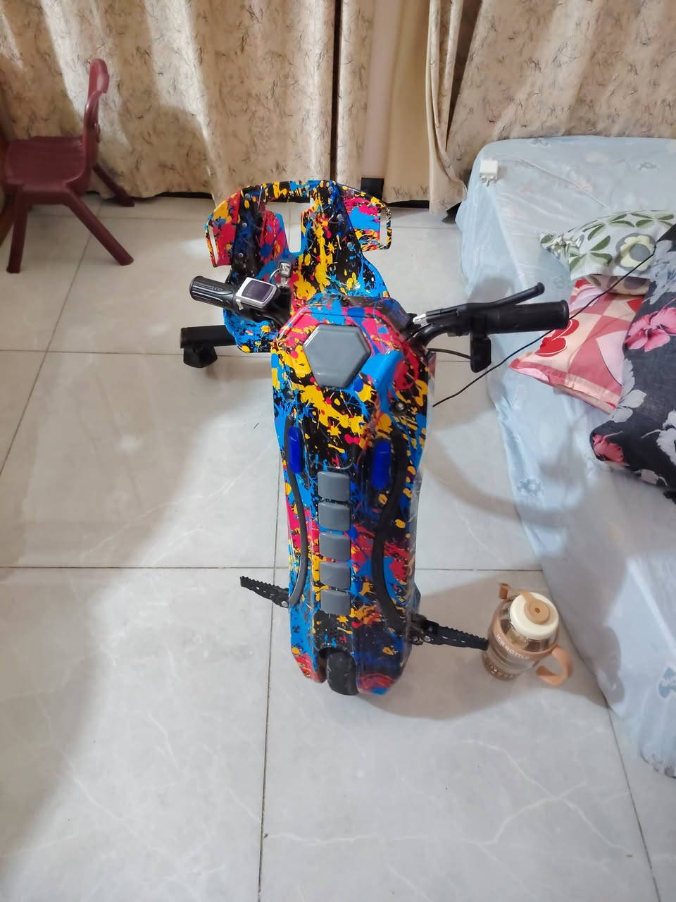 للبيع استخدام شهر ونص نضافة 90 بل 100 بطارية ليث يوم هورن عالي كسارات وياه كلة شغال ومكفول مكاني البياع شاع 18 قرب ثانوية البياع *********** السعر 150 الف
