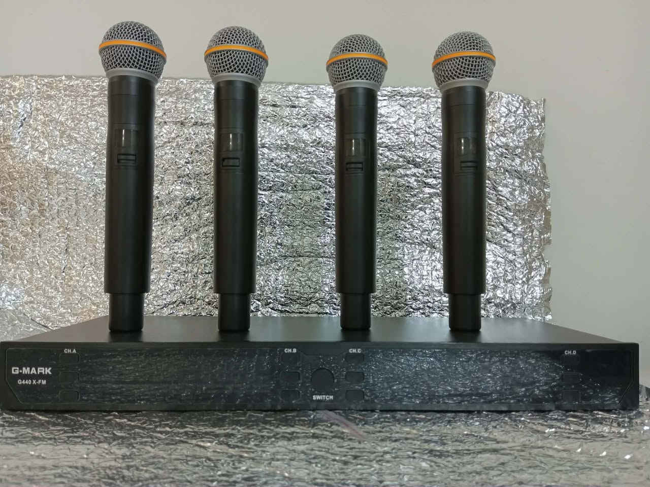 تابع الفيديو السلام عليكم ورحمة الله وبركاتة خدام الحسين توفر قطعتين مايكات لاسلكي باله جديد بكارتونته وجيسه مامستعملات من شركة TONOR برطاني اصلي وشركة G MARK امريكي اصلي اي استفسار هذه رقمي *********** اخوكم ملا عصام الكربلائي
