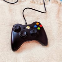 جويستك Xbox360 • ٢ قطع • أصلي/تجاري