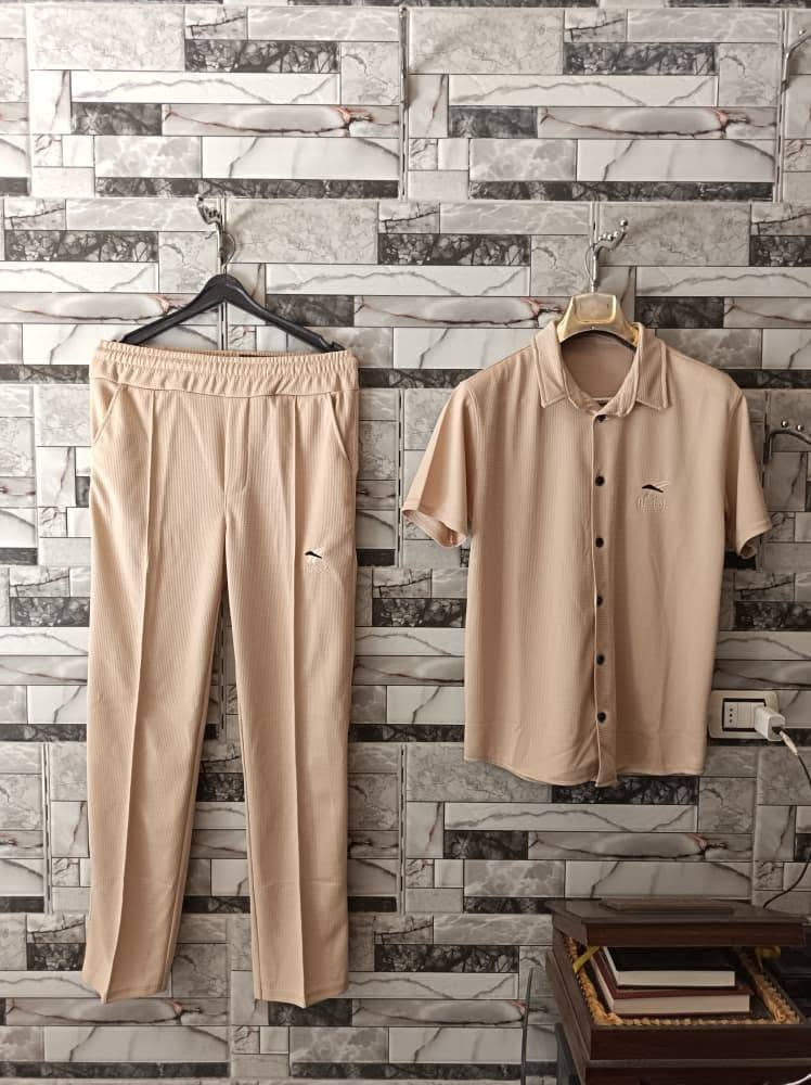وصلللل الدهب 🤩🔥
طقم رجالي بسكويتة 
M.L.XL.
 6الوان اسود دبل 
سيرية 21 
سعر 6$
سوريا حلب شحن لكل الدول 🌸


**إذا كنت صاحب هذا الإعلان وتريد حذفه لأي سبب، رجاءا أرسل رسالة إلى الدعم الفني**