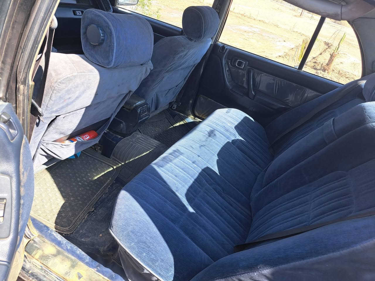 ارنب  يسرئ بلادي مصبوغه حزام ابيع مصبوغه كلها مكفوله م̷ـــِْن لكص ولعيب شرعي موديل 94رقم بغداد دولي بسمي مداور ثاني يوم لسعر 66وبيها مجال شي قليل اي عيب ما بيها تَعاّإاّإلّ وتدلل شلع عيوني للشراي ***********مكان بغداد لمشاهدة
