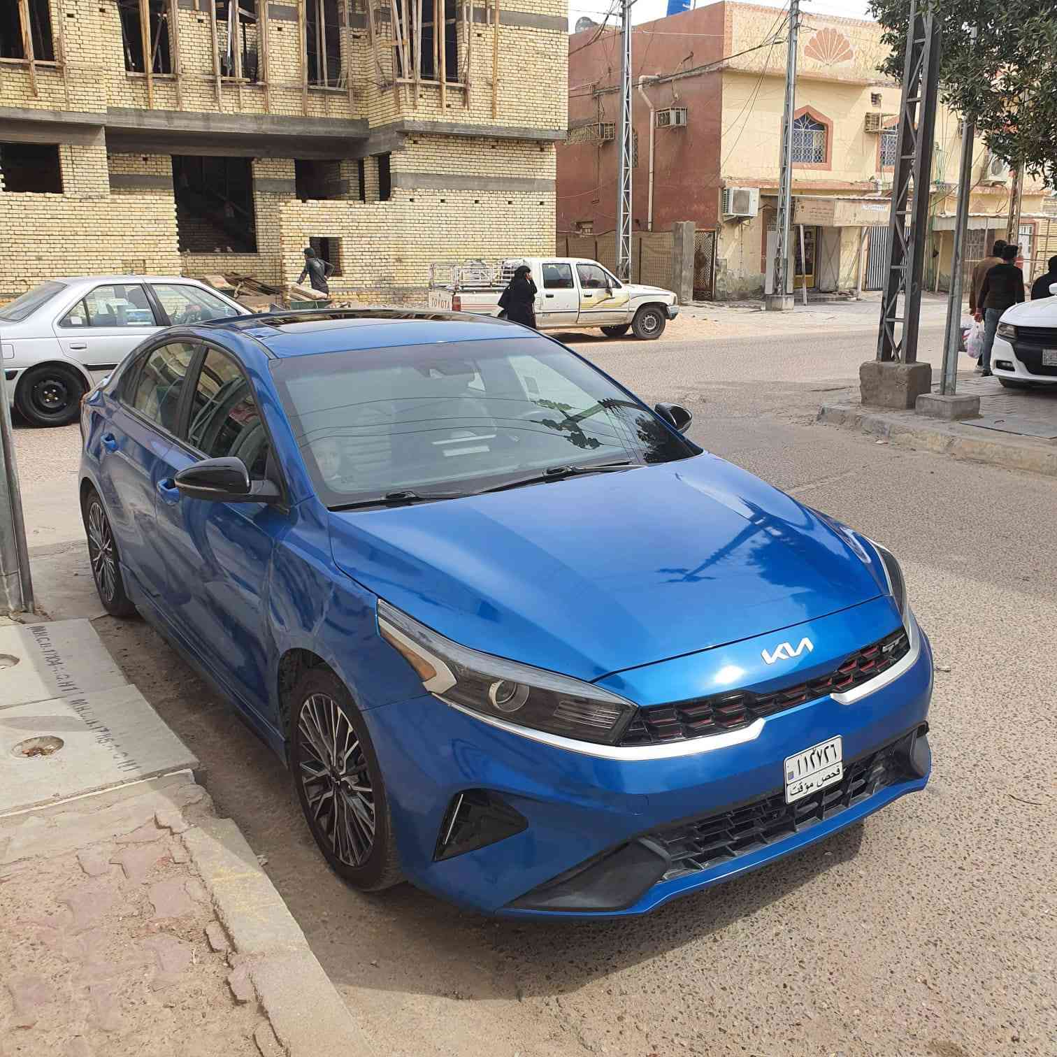 فورتي 2023 جي تي لاين
وارد امريكي فوووووول مواصفات للاخير
مكينه دوش 2000
فتحة سقف
تبريد تدفئة بالكشنات
سستم سماعات harmn kardon 
كشنات كهرباء 
شحن وايرليس 
تبريد قطعتين
رادار امامي توقف ذاتي + تحديد مسار
رادار جانبي 
بصمة تشغيل مع بصمة ابواب  تشغيل عن بعد 
كشنات جلد مع بصمة GT lineمع تطريز 
لايت لد 
بك لايت لد مميز 
حساسات خلفية للتنبية عند الرجوع  + توقف ذاتي
اضواء ترحيب عند الاقتراب
كروز تثبيت السرعة
ستيرن رياضي حرف (D)
 ثلاث وضعيات قيادة (نورمل + سمارت + سبورت)
شاشة كبيرة  8 انج + GPS+ بوصله + كامره خلفية دواره 
محرك 2000 دوش المرغوب
حادث موضح بصور
ايرباك دركة و دشبول 
بدون دواخل لا لغد ولا شاصي
للاستفسار ***********
